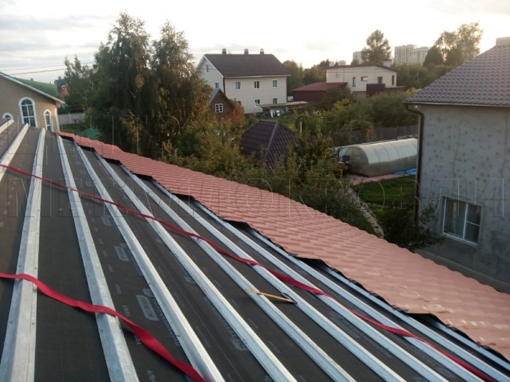 Металлочерепица Геркулес 8004 терракотовый Стальной Бархат от Центра Металлокровли в Новосибирске