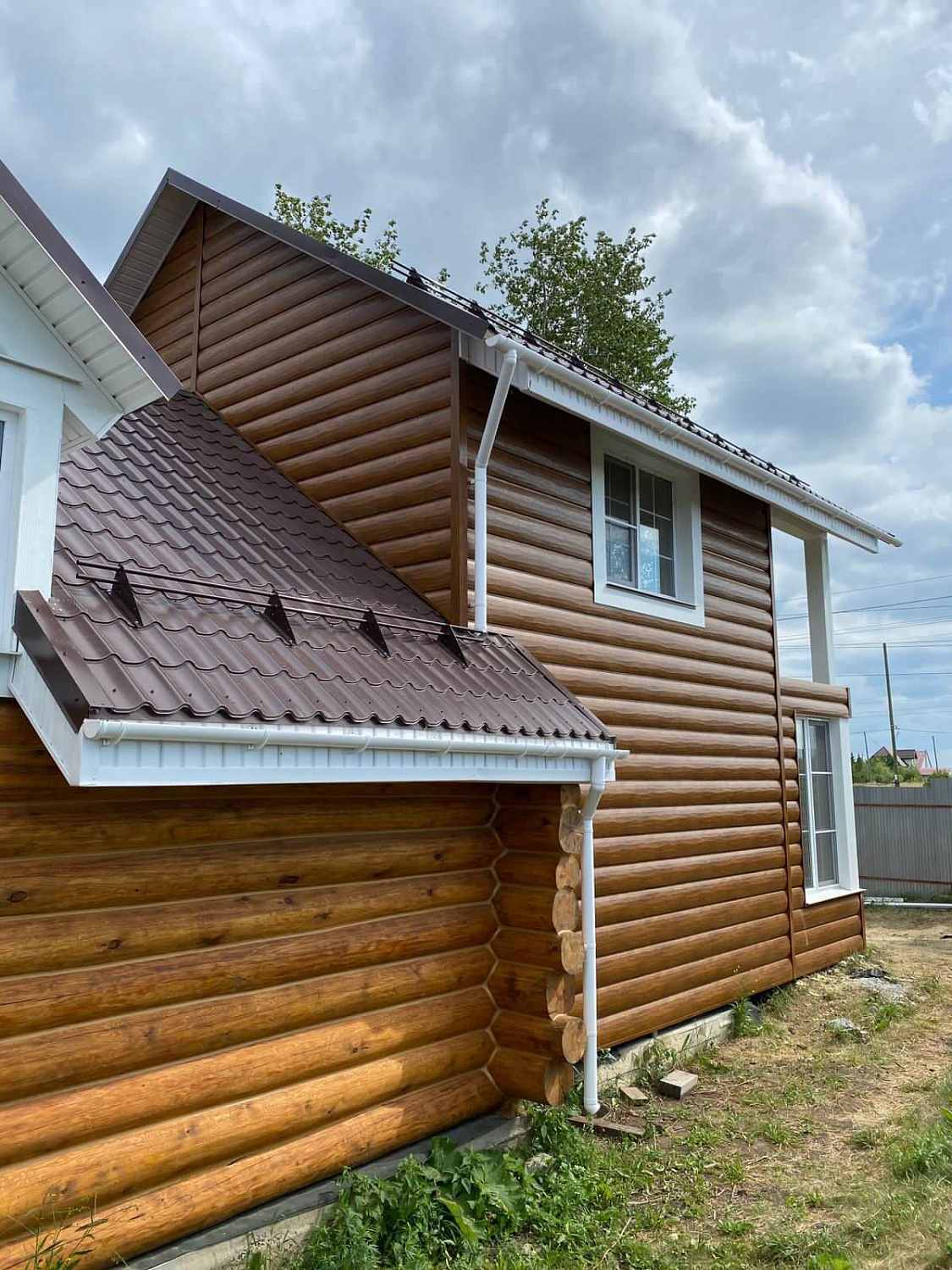 Металлический сайдинг ЦАРЬСАЙДИНГ на фасаде дома 350м2